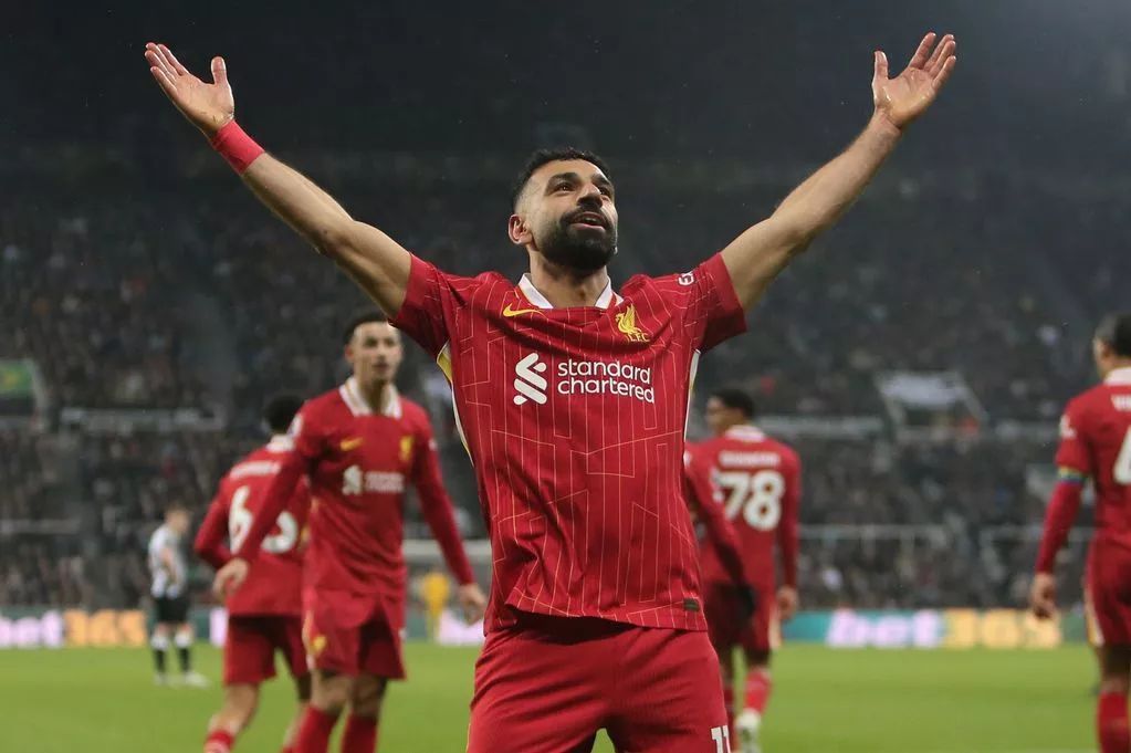 ‘As I understand’ – Man City legend claims Mohamed Salah has agreed new Liverpool contract
