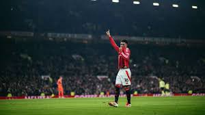Rio Ferdinand’s Powerful Two-Word Reaction to Manchester United’s Amad Tribute Speaks Volumes About the Young Star’s Impact!